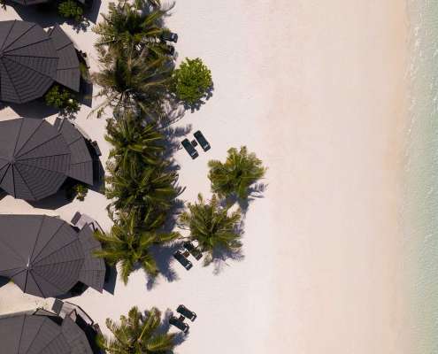F_Kuredu_Rooms_SanguBeachVillas_1600x900 Пляжная вилла Sangu Kuredu Maldives