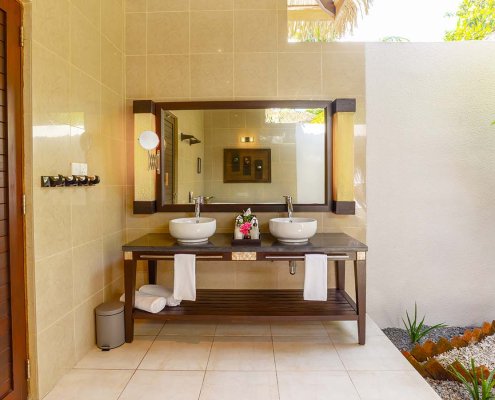 KUR_PPVFS_2025_7_Add(6)_1600x900 Семейный люкс с частным бассейном на Kuredu Island Resort & Spa на Мальдивах с ванной комнатой на открытом воздухе